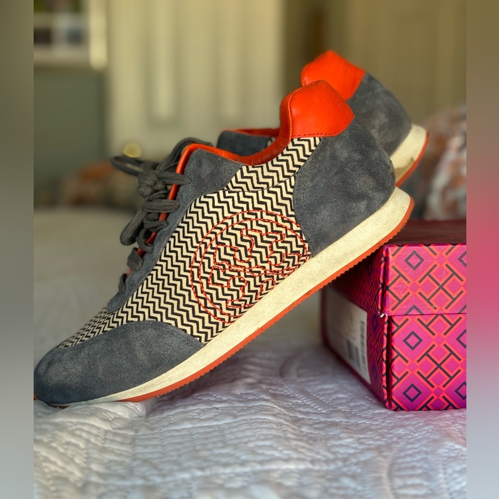 Tory Burch Size 11 Delaney Printed Sneaker - Zig Zag Dark Grey/Poppy Red